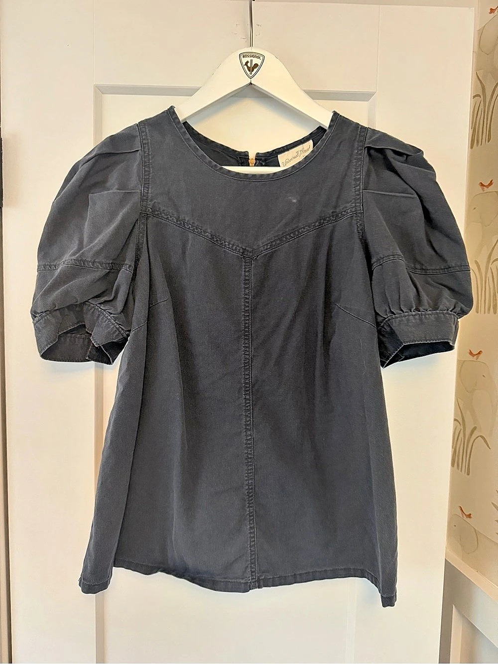 Universal Thread Puff Sleeve Blouse in Black